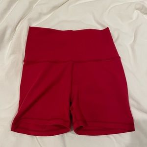 Echt force scrunch workout shorts